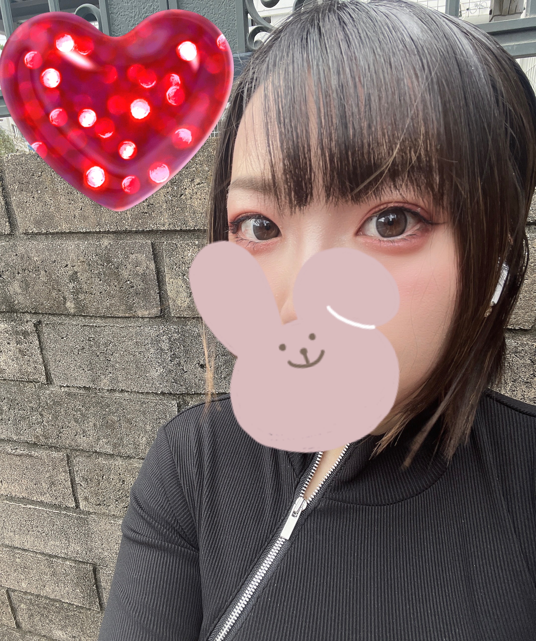 森ひなつ