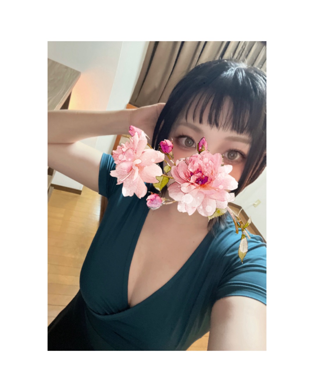 森ひなつ